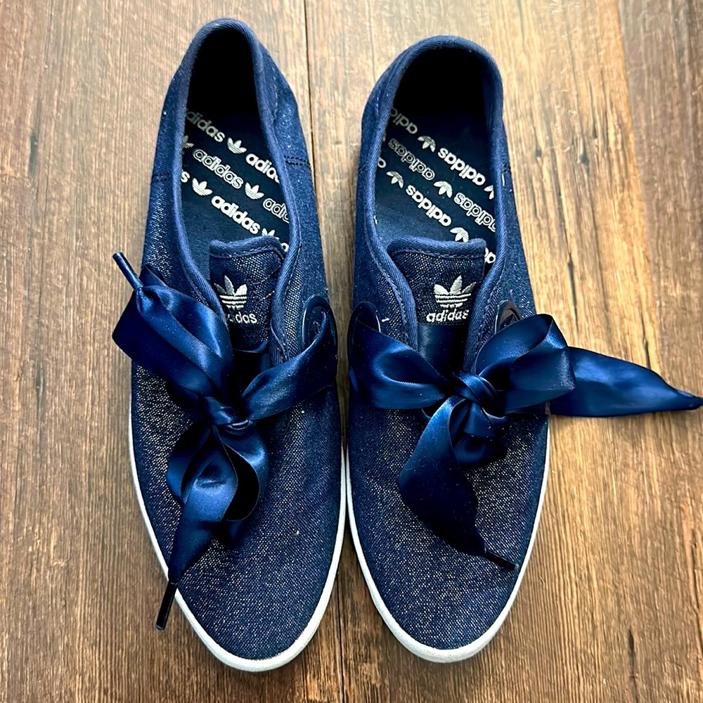 Adidas Blue /Navy Glitter Slip on Sneakers with Ribbon Ties 6 6.5